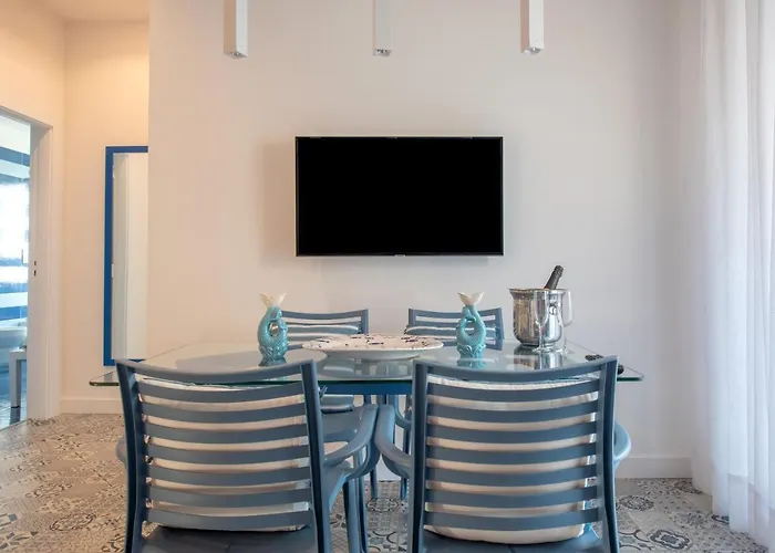 Coral Daire Sorrento